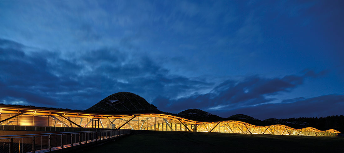 Multi-Award-Winner: Der Holz-Neubau der schottischen Destillerie Macallan. Fotos: © Mark Power, MAGNUM PHOTOS