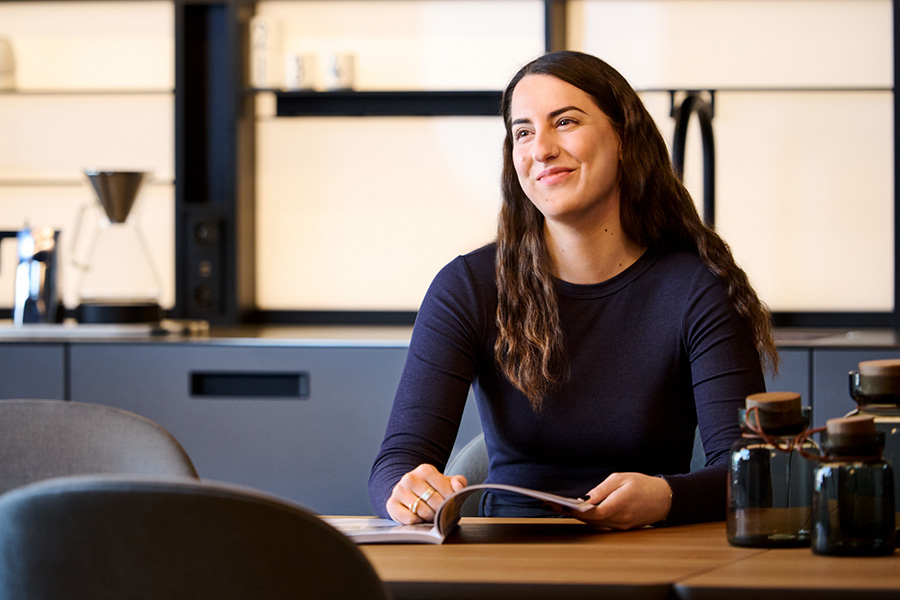 Zade Berisha Senior B.A. Innenarchitektur, Bild: © Lumen & Letter GmbH und Gunnar Menzel