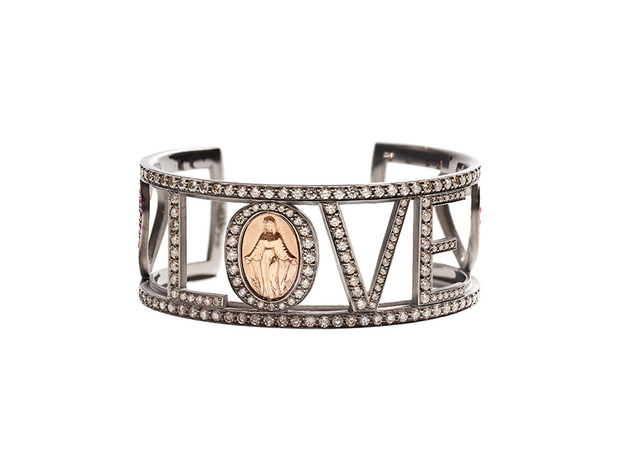 MADONNA LOVE ARMREIF: SÉVIGNÉ Fine Jewellery www.sevigne.de Bild: © SÉVIGNÉ