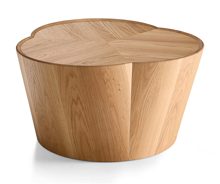 Blumig. Beistelltisch „Sooso“ von Walter Knoll Design: EOOS www.walterknoll.de Foto: © Walter Knoll