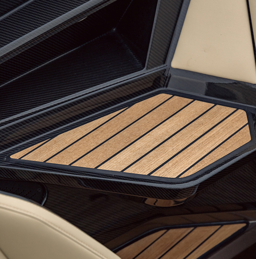 SAY Carbon Yachts