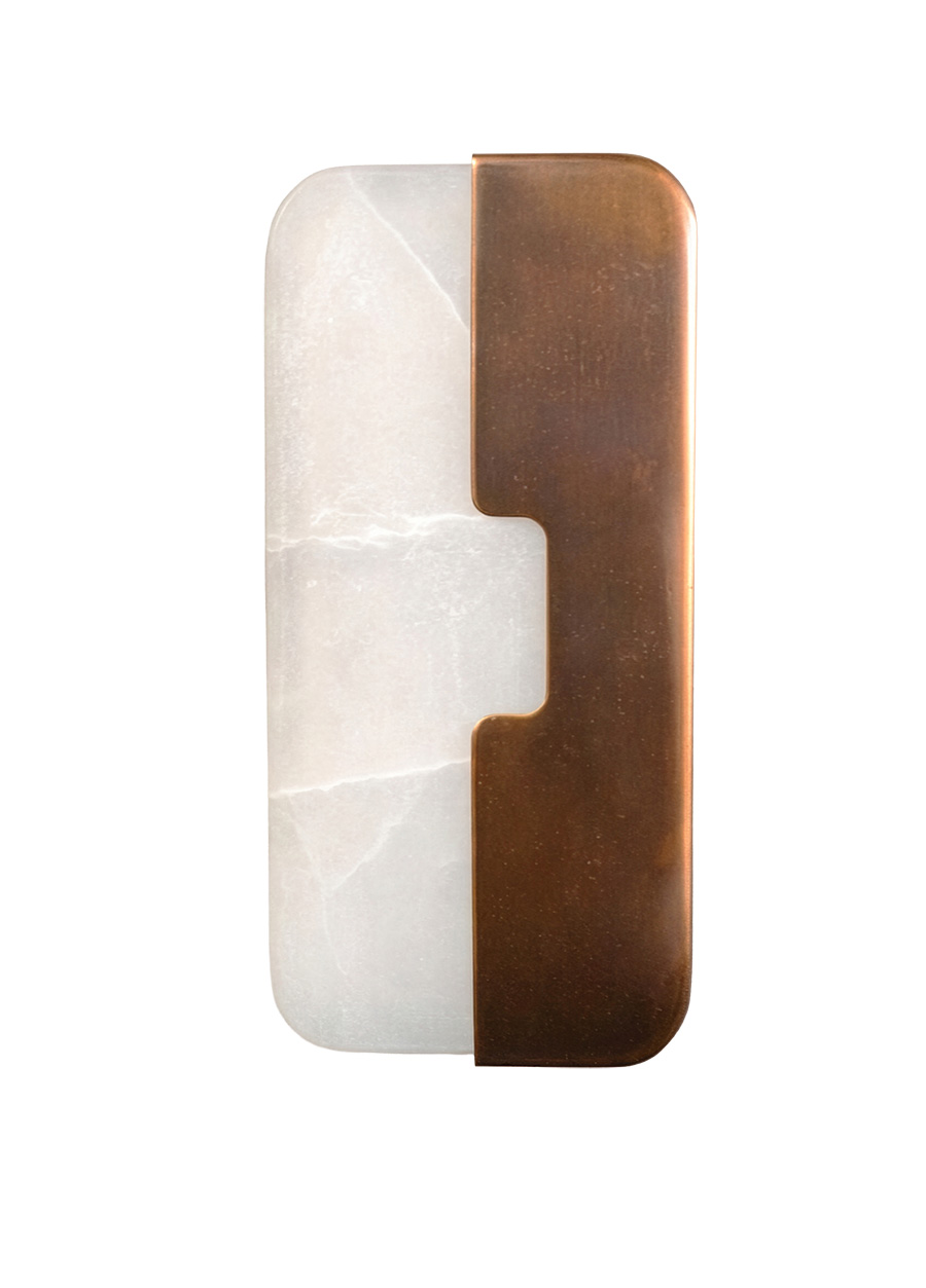 Eine Fusion aus materieller Haptik und immaterieller Atmosphäre | „LIAISON“ ist die Kombination aus Alabaster und gebürsteter Bronze und verbindet Thomas Mangs präzise Architektursprache mit Cinabres tiefem Verständnis für edle Stein- und Gussmaterialien. Das Ergebnis: ein Objekt, das Funktion und Ästhetik wie selbstverständlich vereint. www.thomasmang.com Foto: © Cinabre Gallery
